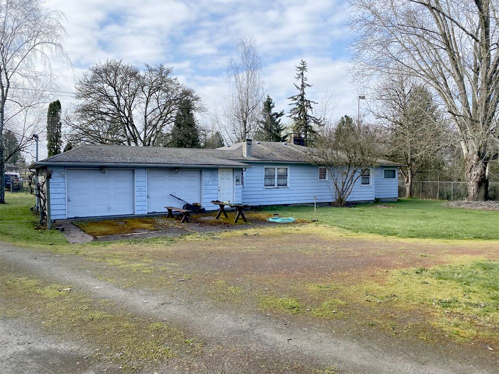 Excellent Land Development Opportunity: 1441 W Main St, Molalla, OR 97038